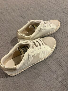 Vintage Havana White and Gold Low-Top Sneakers